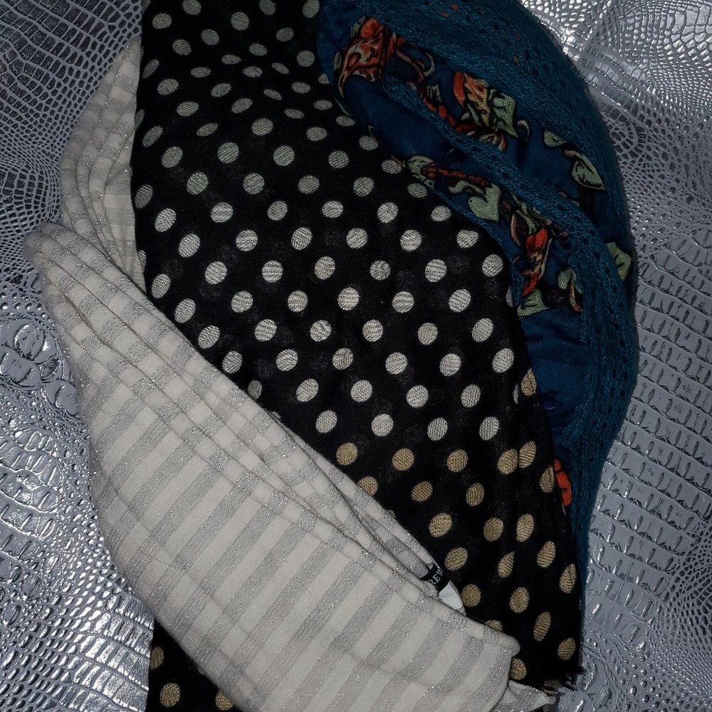 ❄ 3 scarf bundle!!❄